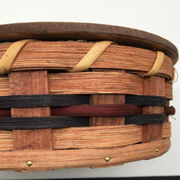 Amish Wicker Basket Handmade Dan Swartzentruber - Picture 7 of 7